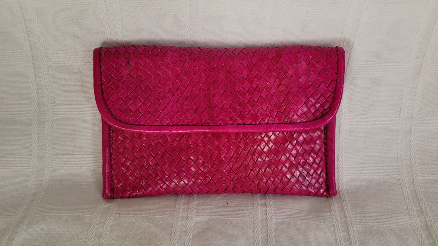 POCHETTE EN CUIR TRESSE
