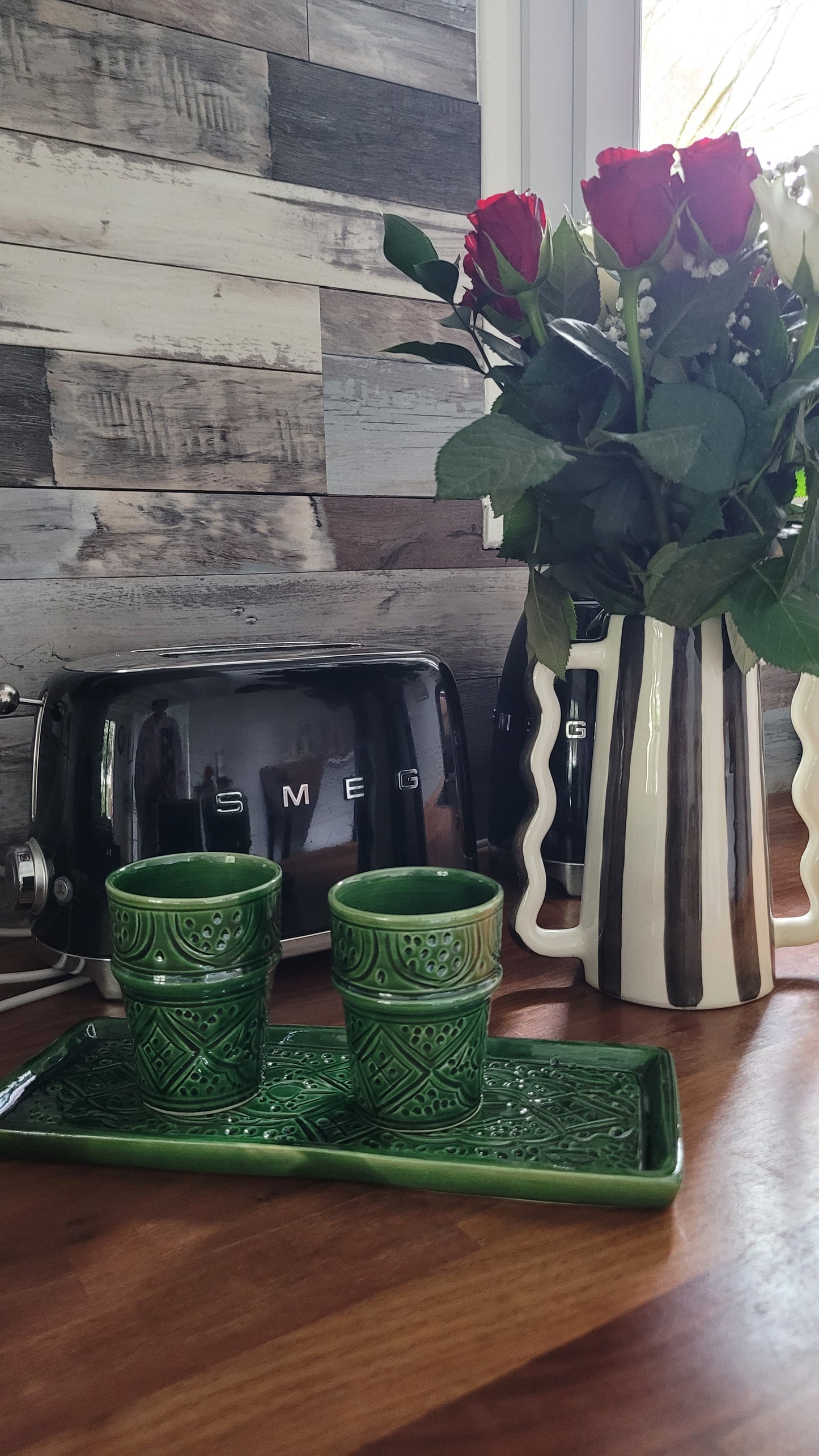 DUO VERRES ET ASSIETTE-PLATEAU SWAK