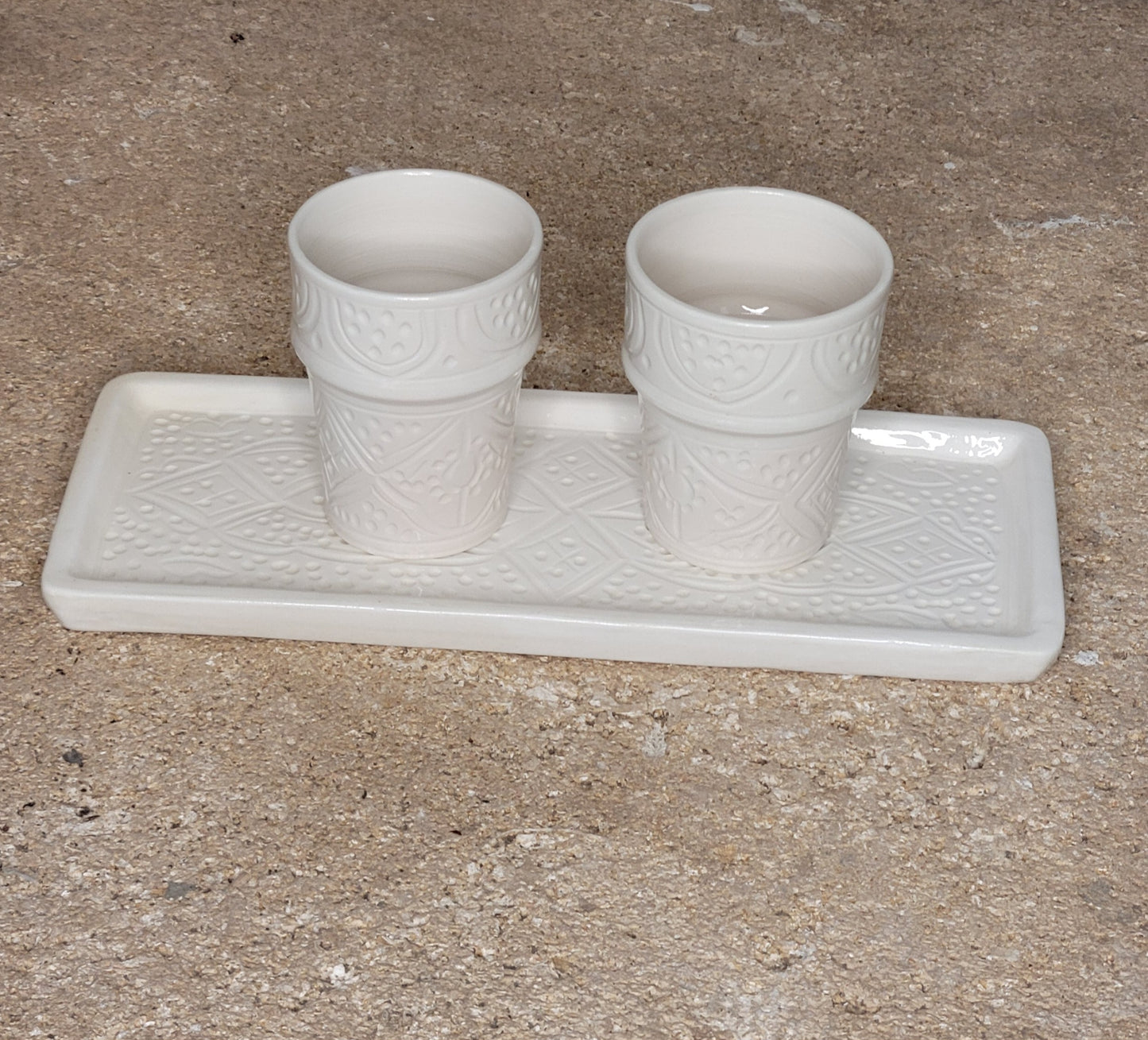 DUO VERRES ET ASSIETTE-PLATEAU SWAK
