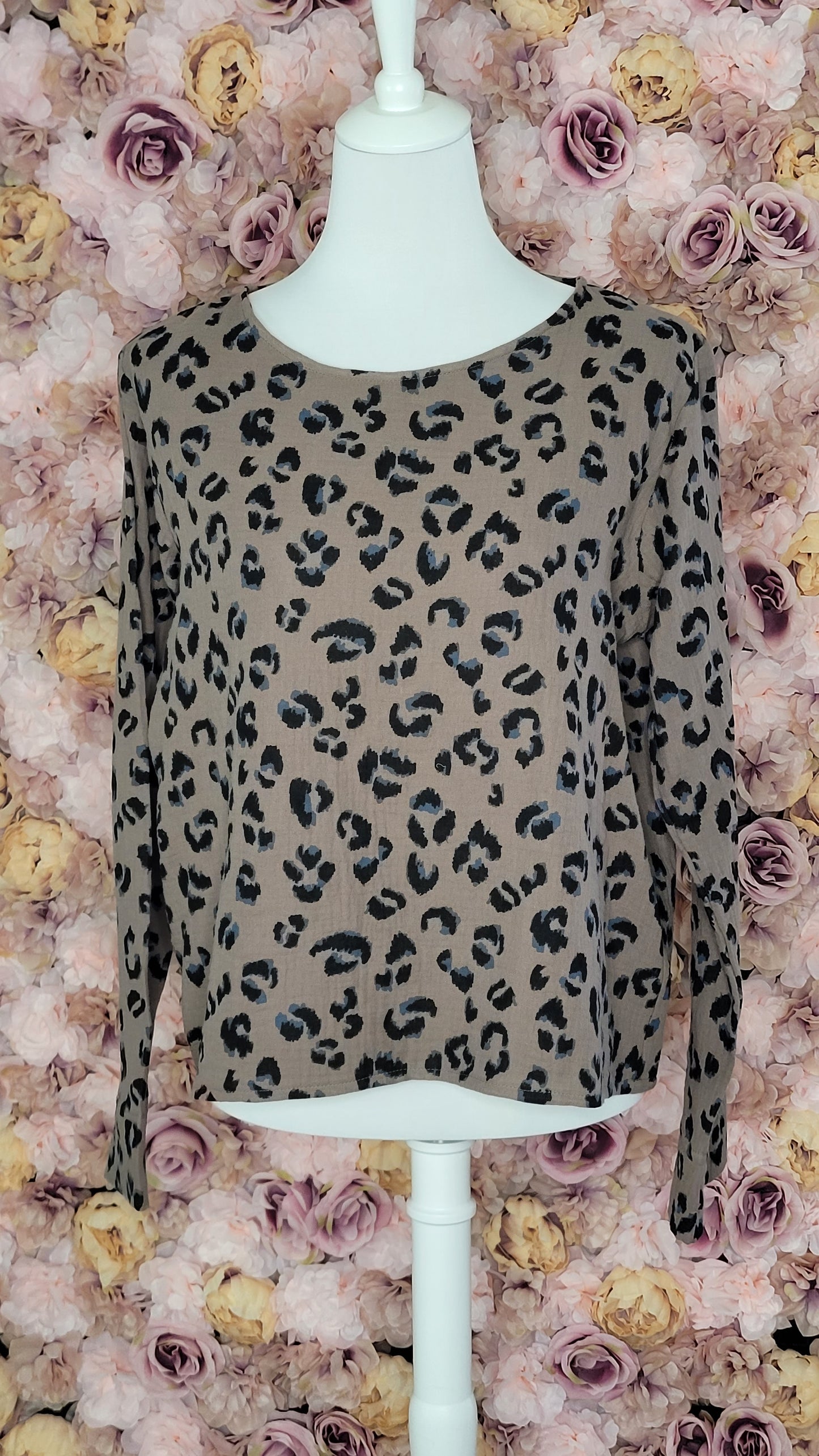 Blouse LEO – Gaze de coton imprimé léopard taupe et noir