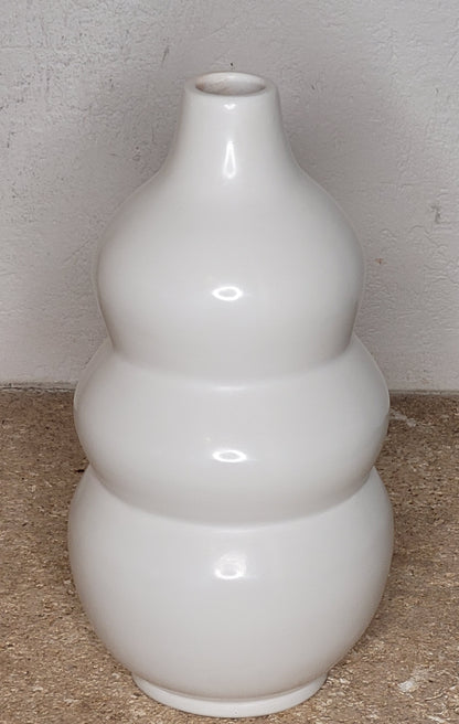 Vase Bombé en Tadelakt – Finition Artisanale