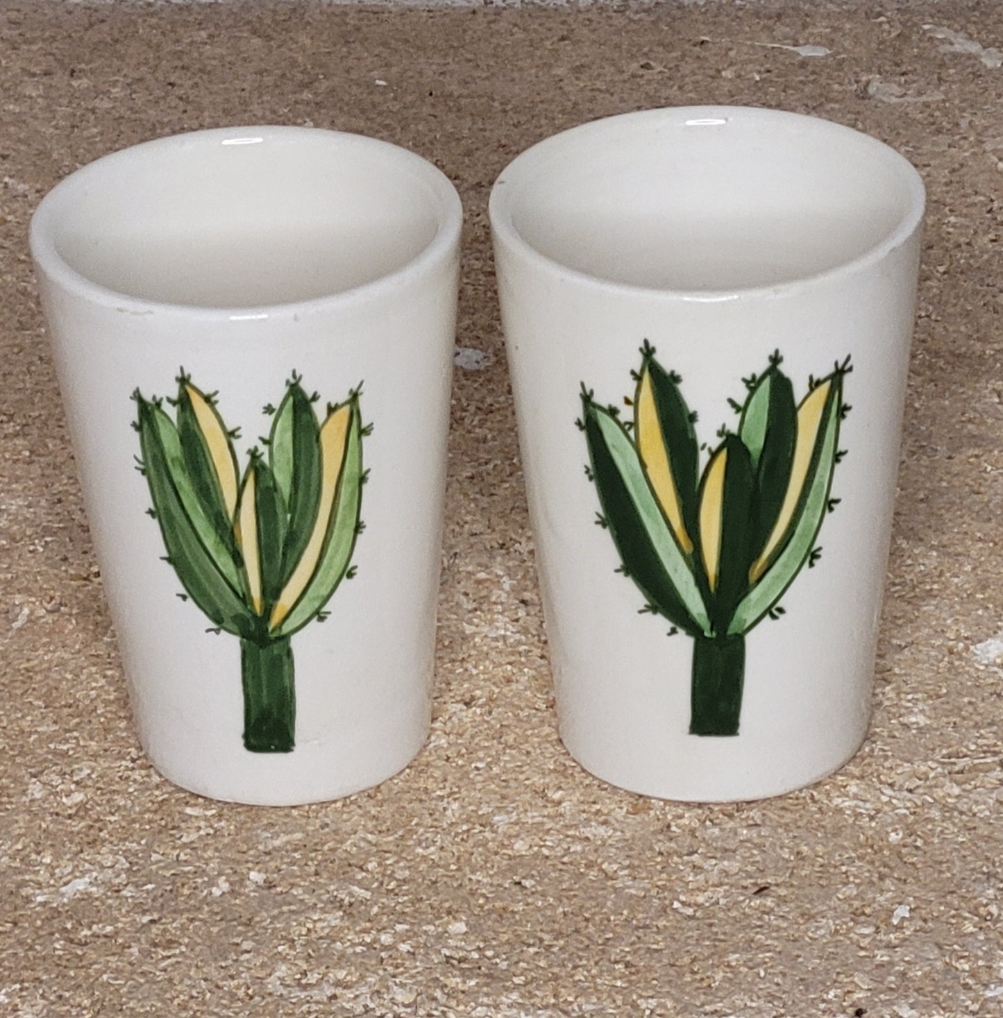 Lot de Tasses en Céramique Motif Cactus ou Palmiers